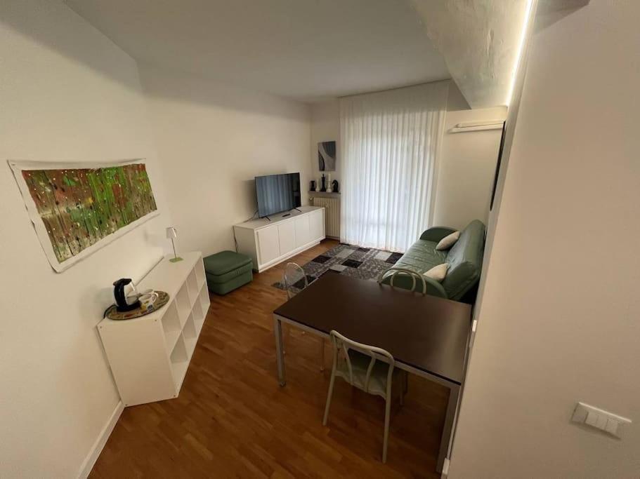 Appartamento Spazioso In Centro Placência Exterior foto